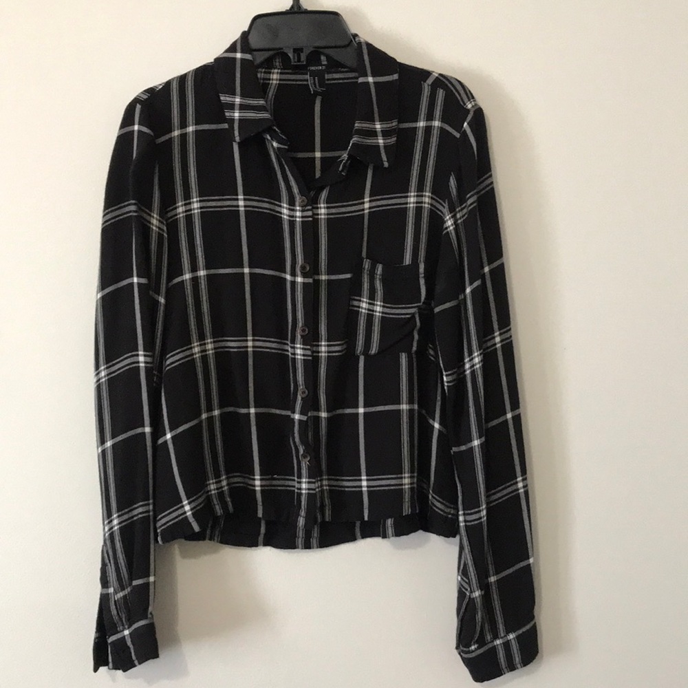 Black Plaid Cropped Button Down